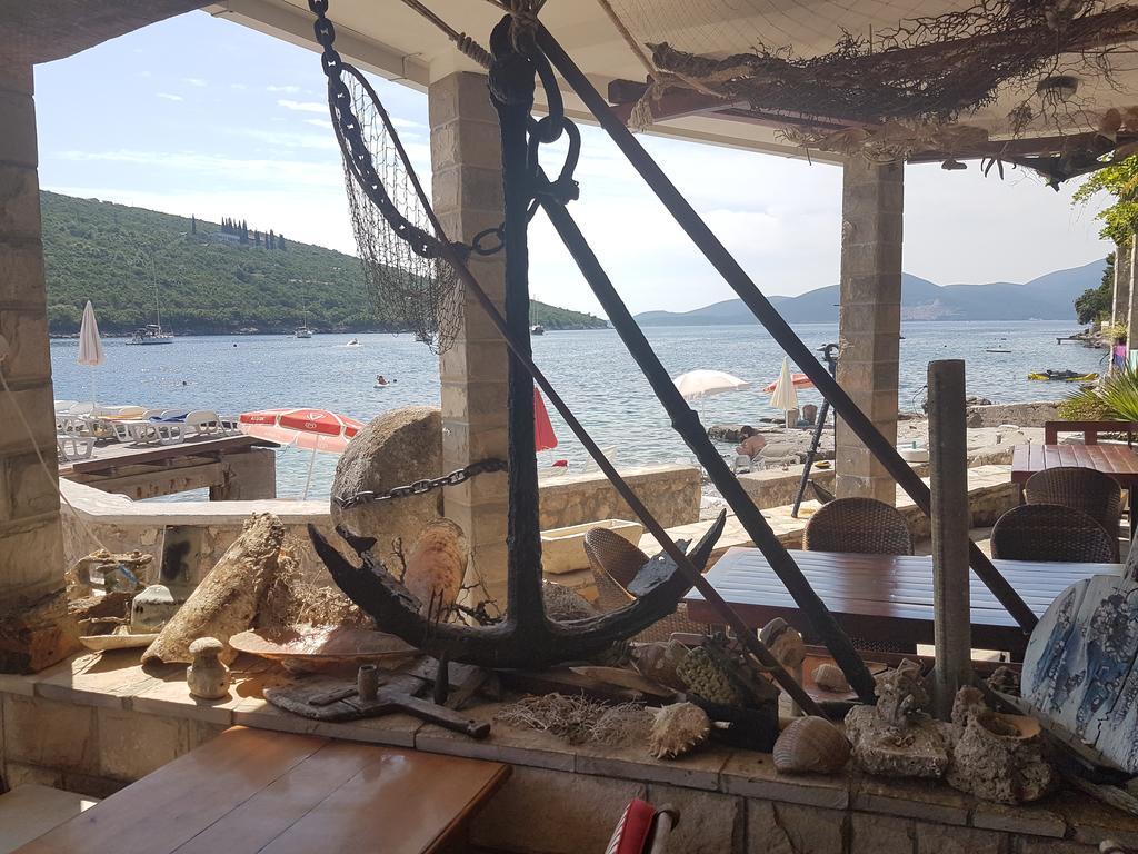 Apartments Grispolis Tivat Exterior photo