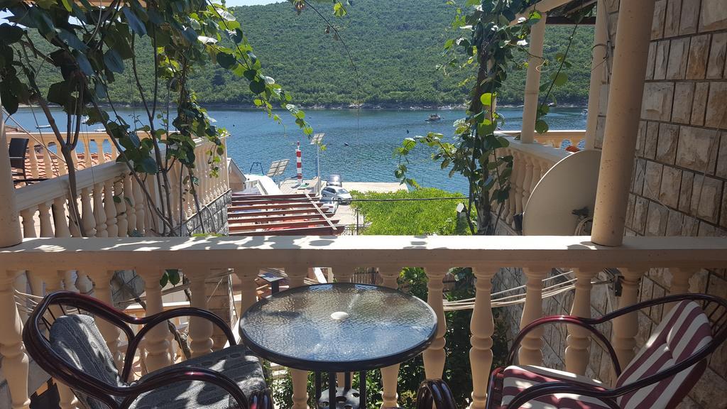 Apartments Grispolis Tivat Exterior photo